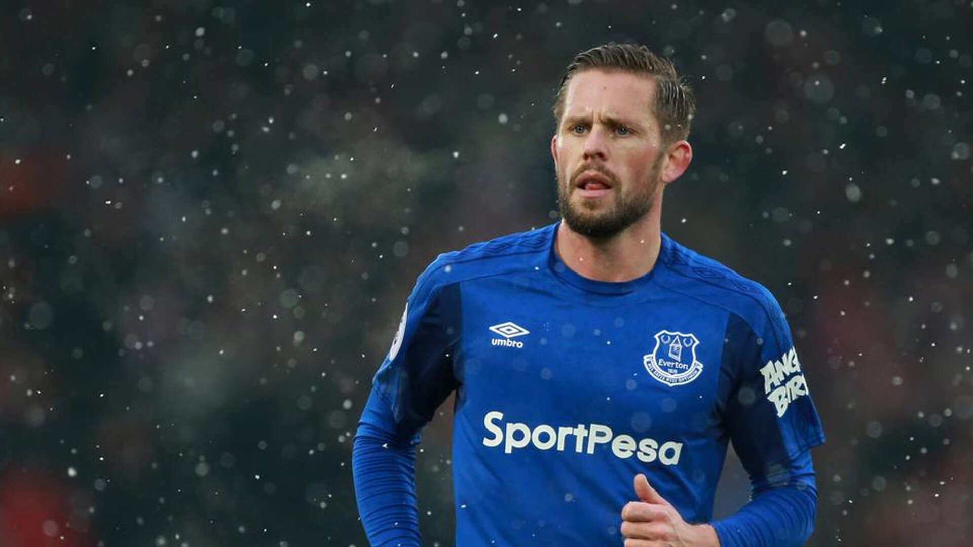 “未来中国足球领军人物评选活动火热进行中”，中国男足未来之星