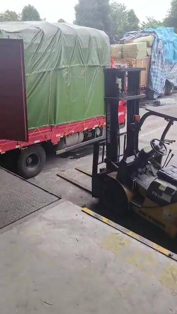 自行车环法大赛惊现摔车事故，黄衫得主遗憾退赛的简单介绍